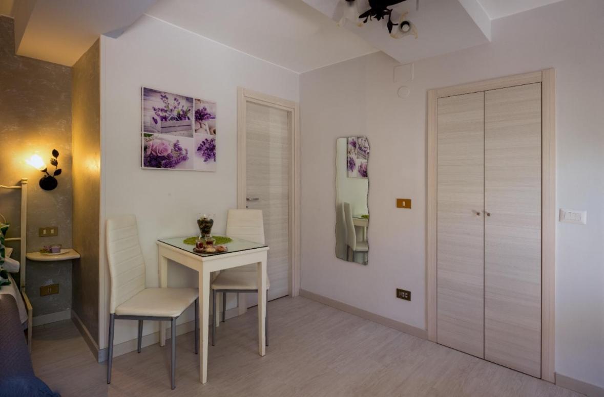 Giulia Bed & Breakfast 3*